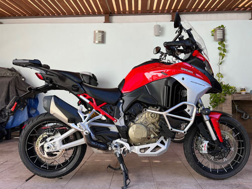 Vendo Mi Ducati Multistrada V4s Con Mucho Equipo Adicional.
