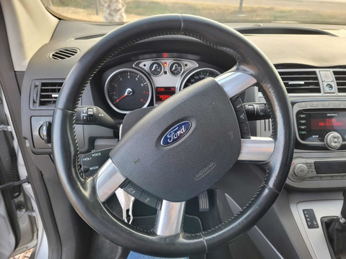 Imagen 4 de 7 de Ford Kuga 2013 2.5 Titanium At 4x4 L (ku05)