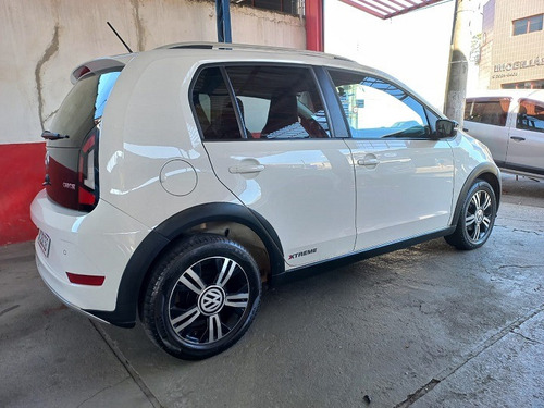 Volkswagen Up! 1.0 170 TSI TOTAL FLEX XTREME 4P MANUAL
