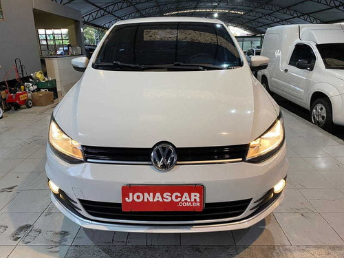 Imagem 2 de 15 de Volkswagen Fox Connect Mb _4p_ 2020