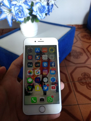 iPhone 7 32 Gb Prata Anatel Garantia Até 09/2018.