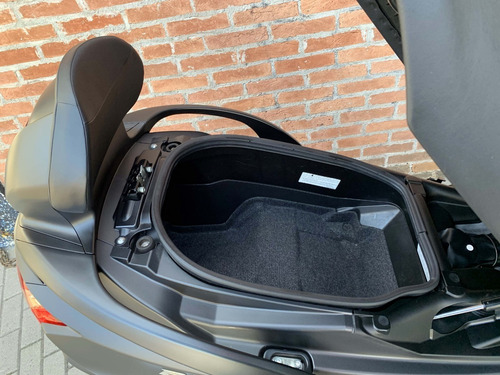 Imagem 8 de 9 de Suzuki Burgman 650i Executive 2019 Impecável