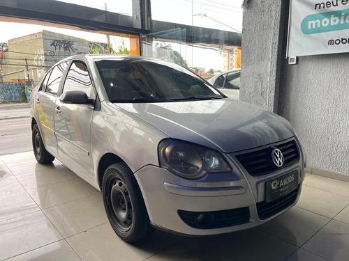 Volkswagen Polo Sedan POLO SED. COMFORT. 1.6 MI TOT. FLEX 8V