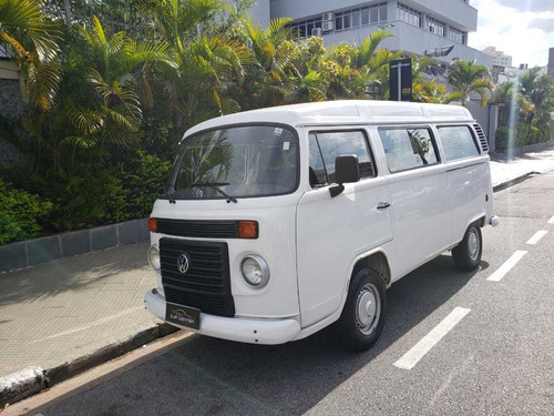 Volkswagen Kombi 1.4 Standard Total Flex 3p