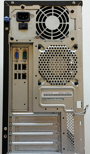 Servidor Ibm System X300 M4 - 2 Tb. Hd - 4 Gb. Ram - Ubuntu (Usado)