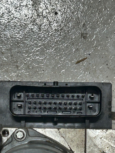 Módulo Abs De Buick Enclave 2008-16 22912779 Ml1608 (Usado)