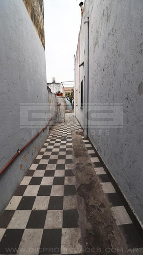 Casa 4 Ambientes Local - Villa Ballester