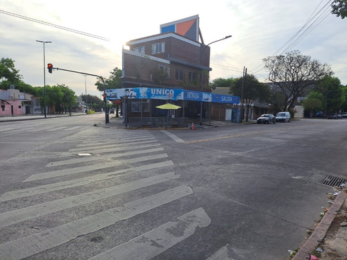Dueño Vende Esquina Comercial Con Lavadero De Autos Habilitado