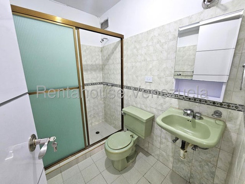 Jean Pavon Tiene Bello Apartamento En Alquiler En El Este De Barquisimeto Lara 8 7 0 9