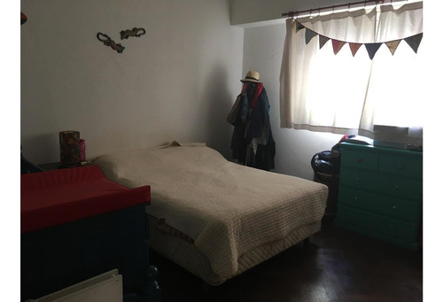 Imagen 4 de 9 de Departamento 3 Amb Con Patio Bajo De Precio!!!!