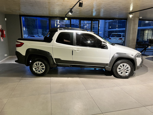 Fiat Strada 1.6 Adventure Cd Pack Top