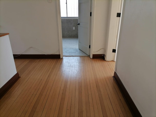 Se Arrienda Gran Casa Comercial 6 Privados Amplios