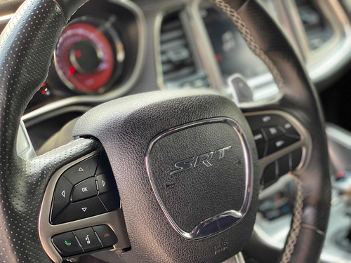 Imagen 7 de 15 de Dodge Challenger 2017 6.2 Srt Hellc At