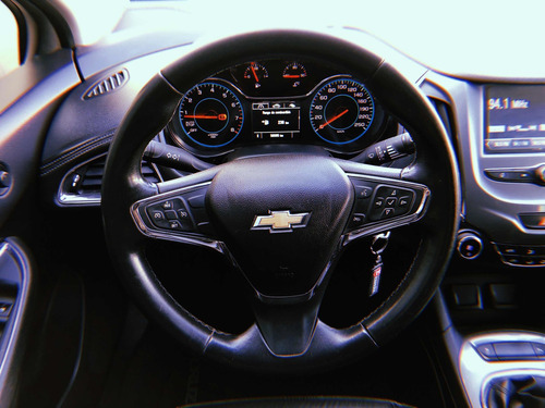 Imagen 11 de 16 de Chevrolet Cruze Lt 1.4 4p. 2017 Full 58.000 Km, C/cuero, Abs