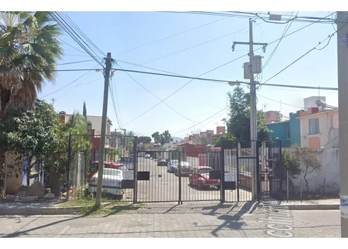 Casa De Recuperación Bancaria Adjudicada En Primera Privada Iztacihuatl El Popo, Atlixco. ¡no Créditos!
