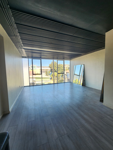 Arriendo De Oficinas A Pasos De Avda Alemania