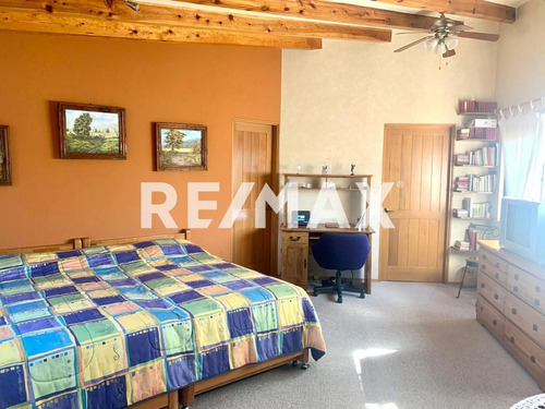 Casa En Venta En Condominio Jurica