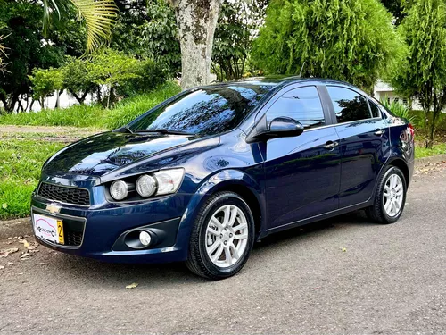 Chevrolet Sonic LT 1.6 Automático 4p