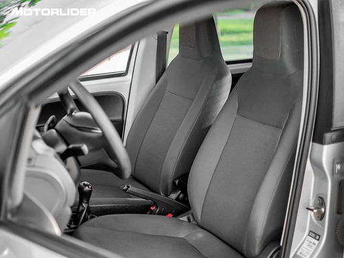 Imagen 10 de 15 de Volkswagen Up Move 1.0 Extra Full | Permuta / Financia