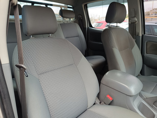 Toyota Hilux 3.0 doble cabina 4x2 srv diesel