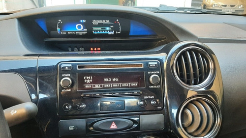 Toyota Etios 1.5 Sedan Xs 2017