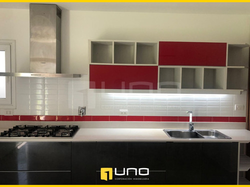 Imagen 3 de 16 de Hermosa Casa Equipada En Condominio, 5 Suites Zona Urubo