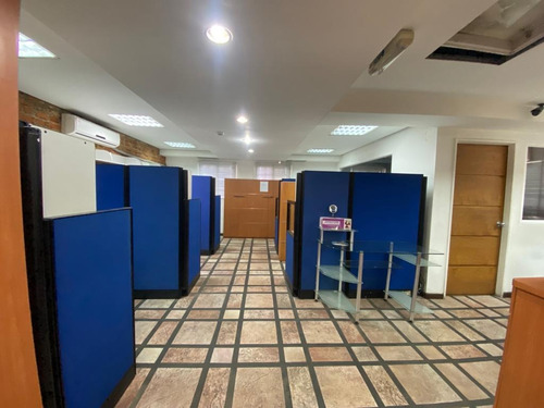Imagen 5 de 19 de Se Alquila Casa Comercial En El Rosal 588m²