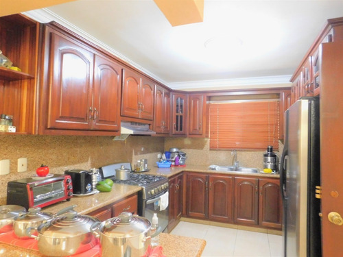 Imagen 22 de 30 de ¿ Buscas Casa Con Hermosa Y Amplia Área De Recreación ? Esta Es Lo Que Andas Buscando, Ubicada En Colinas Del Oeste