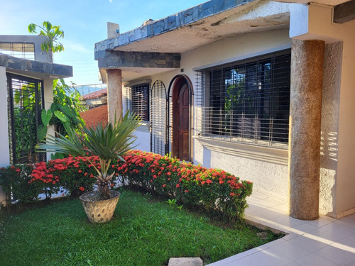 En Venta Casa En El Trigal Norte Una Planta Calle Cerrada Excelente Estado De Conservación 