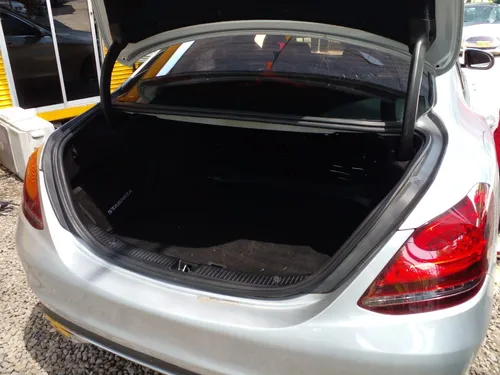 Mercedes-Benz C 180 1.6 Avantgarde