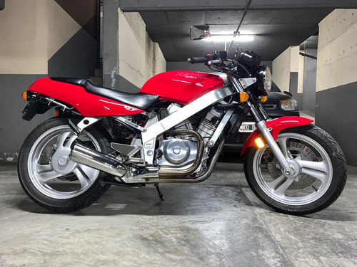 Imagen 4 de 12 de Honda Hawk 647 Gt