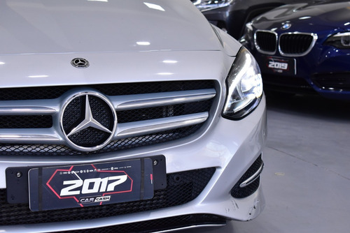Imagen 6 de 11 de Mercedes Benz Clase B B200 1.6 Edition At 2017 - Car Cash