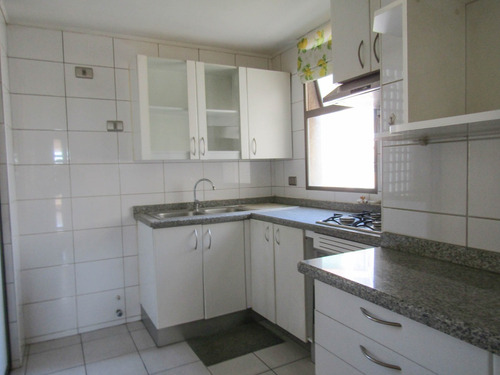 Hermoso Departamento Con Linda Vista Despejada (3d / 2b)