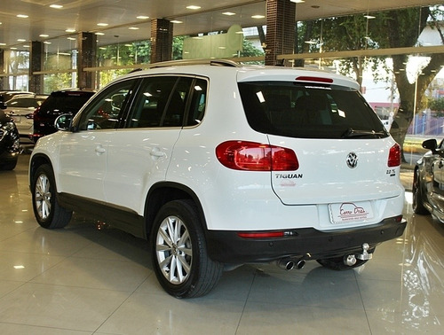 Imagem 2 de 5 de Volkswagen Tiguan 2.0 Tsi Turbo 4p Gasolina Aut
