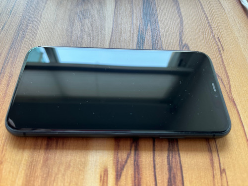 Apple iPhone 11 (64 Gb) - Negro (Usado)