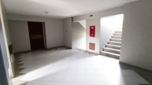 Imagen 11 de 14 de En Alquiler Acogedor Apartamento En Res Altos Del Mirador Valencia 166512 Andres Peña