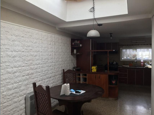 Ph En Venta -  2 Dormitorios 2 Baños - Patio Y Parrilla -134 Mts2- La Plata