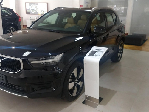 Imagem 10 de 15 de Volvo Xc40 2.0 T4 Momentum Awd Gaso Geartronic 2020/2020 0km