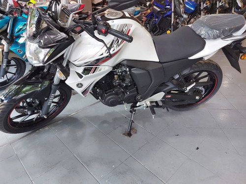 Imagen 1 de 8 de Yamaha Fz S D 150 - Panella Motos