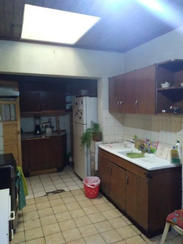 Estupenda Casona De 6 Dorm. 295 Mts, Metro Rondizzoni