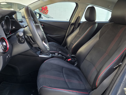 Mazda Mazda 2 2.0 Signature Hatchback At