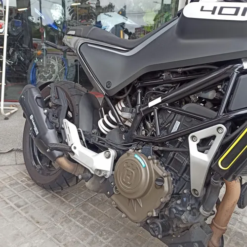 Husqvarna Svartpilen 401 Excelente Estado - Domingo Torre