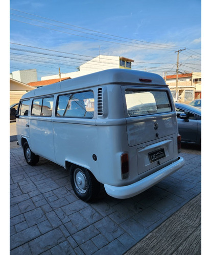Volkswagen Kombi 1.4 MI STD LOTAÇÃO 8V FLEX 3P MANUAL