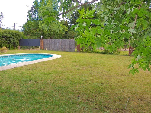 Alquiler La Floresta, Casa Con Piscina 4 Dormitorios (ref: Igr-85)