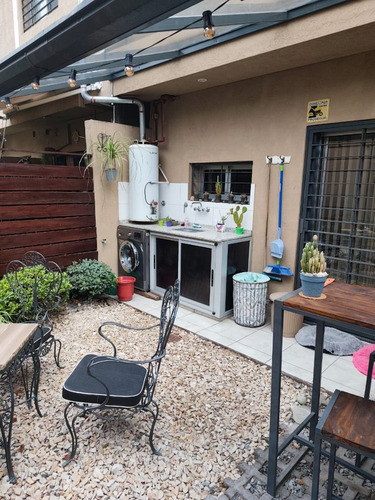 Hermoso Dúplex De 4 Ambiente En Ituzaingó Excelente Ubicación Zona Norte A 3 Cuadras De La Estación 3 Dormitorios 1 Con Vestidor , Patio Cochera Descubierta Propia