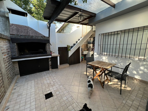 Imagen 9 de 12 de Venta Ph 3 Ambientes Refaccionado Con Fondo Libre Castelar