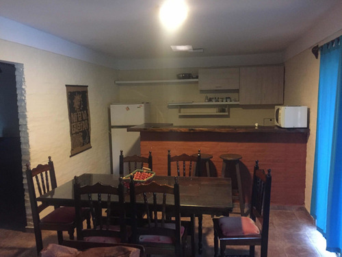 Alquilo Piriapolis Lindos Aptos Tipo Casita En Pleno Centro De Piriapolis A 5 De La Playa 2 Dormitorios Parrillerito Lugar Para El Auto Totalmente Equipado Para 5 Personas