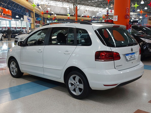 Imagem 4 de 15 de Volkswagen Spacefox 1.6 Msi Trendline 8v