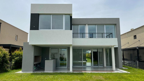 Imagen 5 de 18 de Casa - Las Tipas