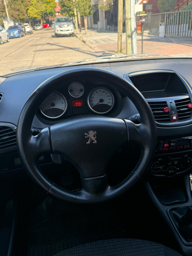 Peugeot 207 1.4 Active 75cv